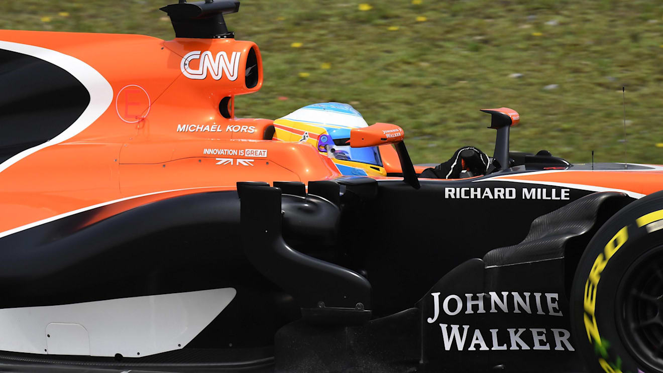 Fernando Alonso (ESP) McLaren MCL32 at Formula One World Championship, Rd2, Chinese Grand Prix, Qualifying, Shanghai, China, Saturday 8 April 2017. © Sutton Motorsport Images