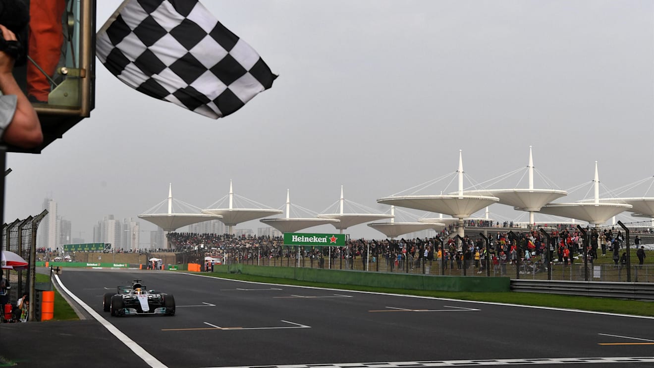 Pole sitter Lewis Hamilton (GBR) Mercedes-Benz F1 W08 Hybrid takes the chequered flag in Q3 at Formula One World Championship, Rd2, Chinese Grand Prix, Qualifying, Shanghai, China, Saturday 8 April 2017. © Sutton Motorsport Images