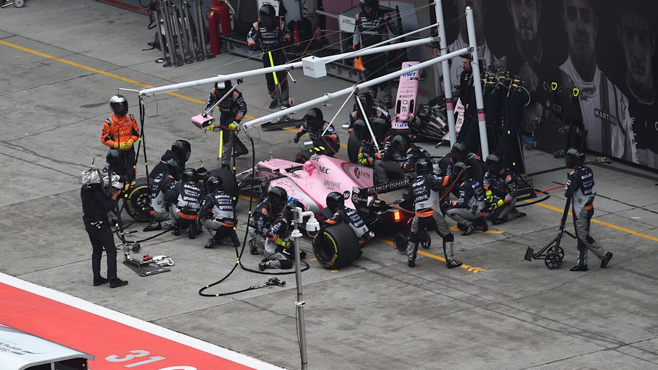 Esteban Ocon (FRA) Force India VJM10 makes a pitstop at Formula One World Championship, Rd2, Chinese Grand Prix, Race, Shanghai, China, Sunday 9 April 2017. © Sutton Motorsport Images