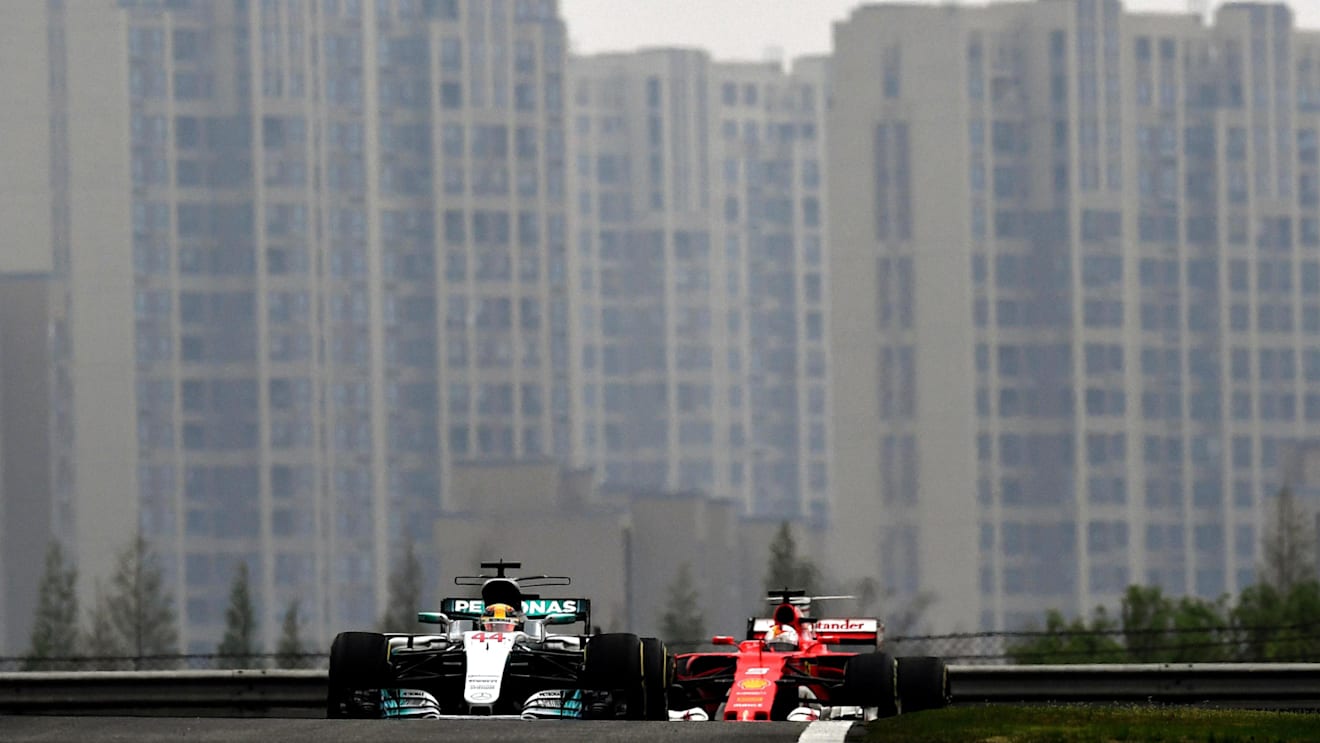 Lewis Hamilton (GBR) Mercedes-Benz F1 W08 Hybrid and Sebastian Vettel (GER) Ferrari SF70-H at Formula One World Championship, Rd2, Chinese Grand Prix, Race, Shanghai, China, Sunday 9 April 2017. © Sutton Motorsport Images
