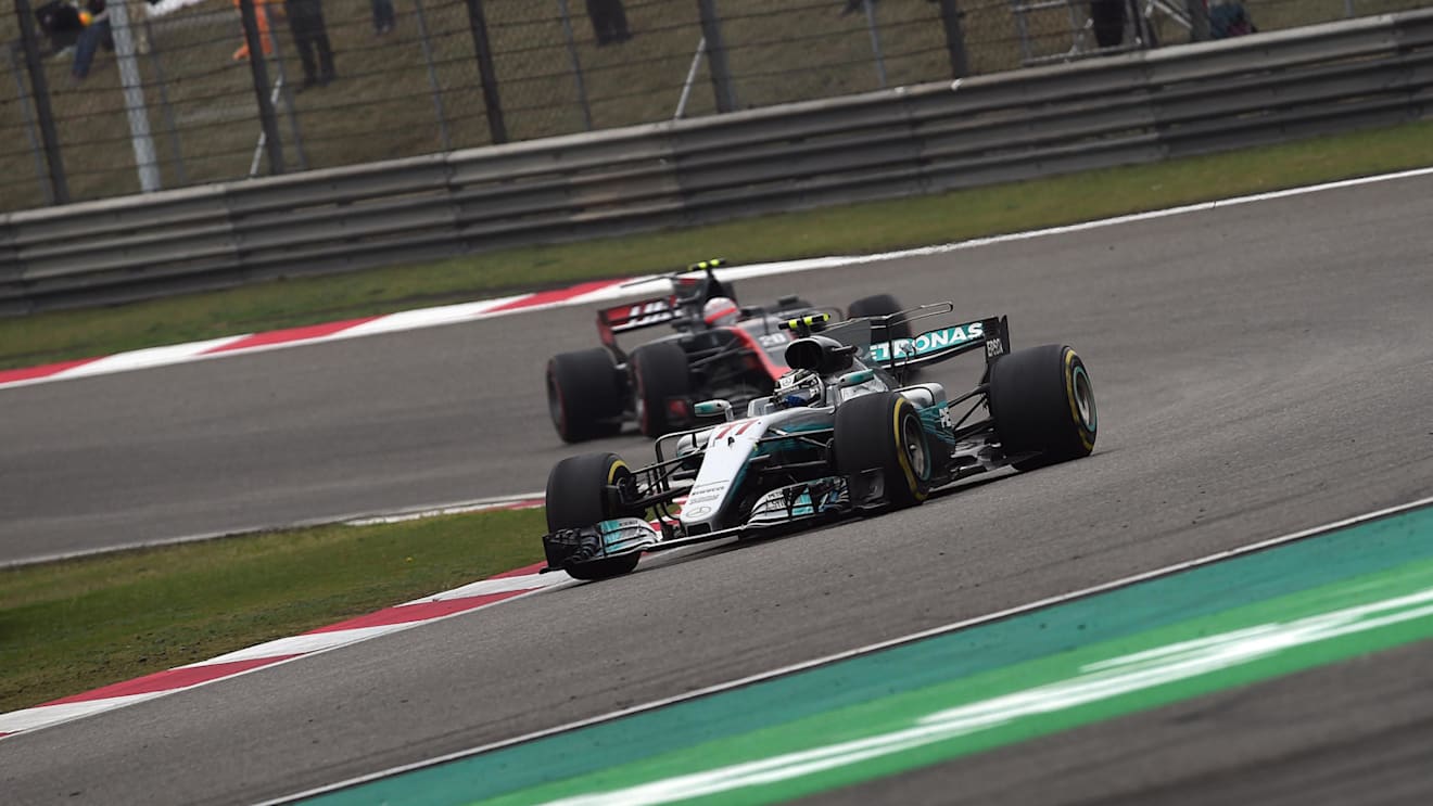 Valtteri Bottas (FIN) Mercedes-Benz F1 W08 Hybrid at Formula One World Championship, Rd2, Chinese Grand Prix, Race, Shanghai, China, Sunday 9 April 2017. © Sutton Motorsport Images
