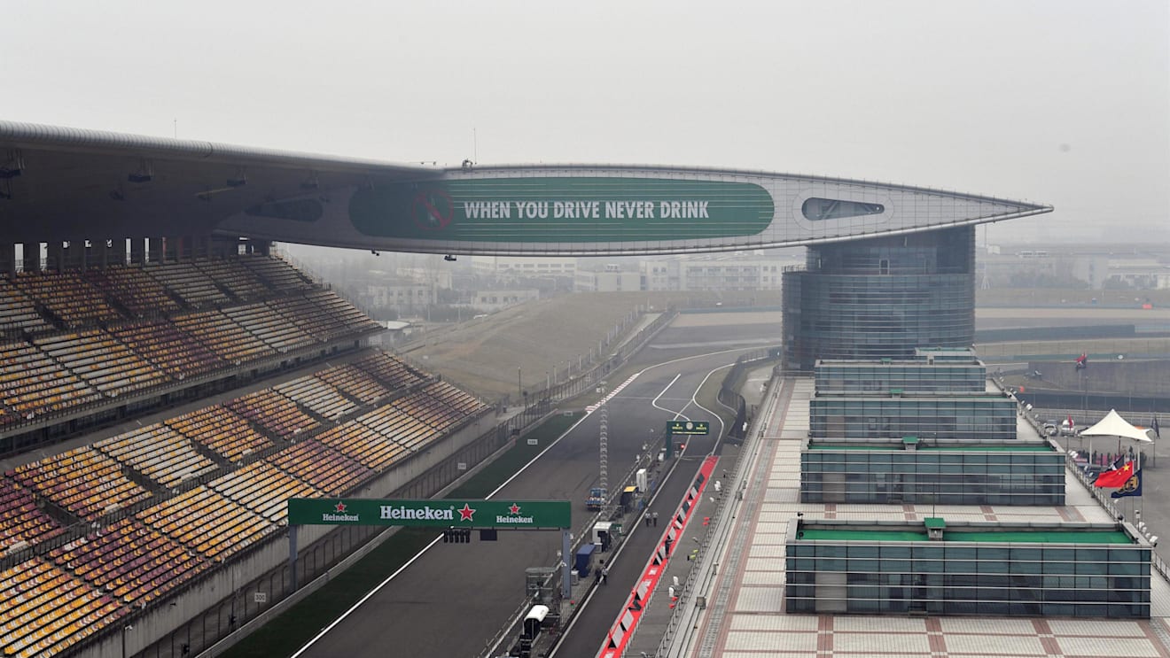 Main straight at Formula One World Championship, Rd2, Chinese Grand Prix, Preparations, Shanghai, China, Thursday 6 April 2017. © Sutton Motorsport Images