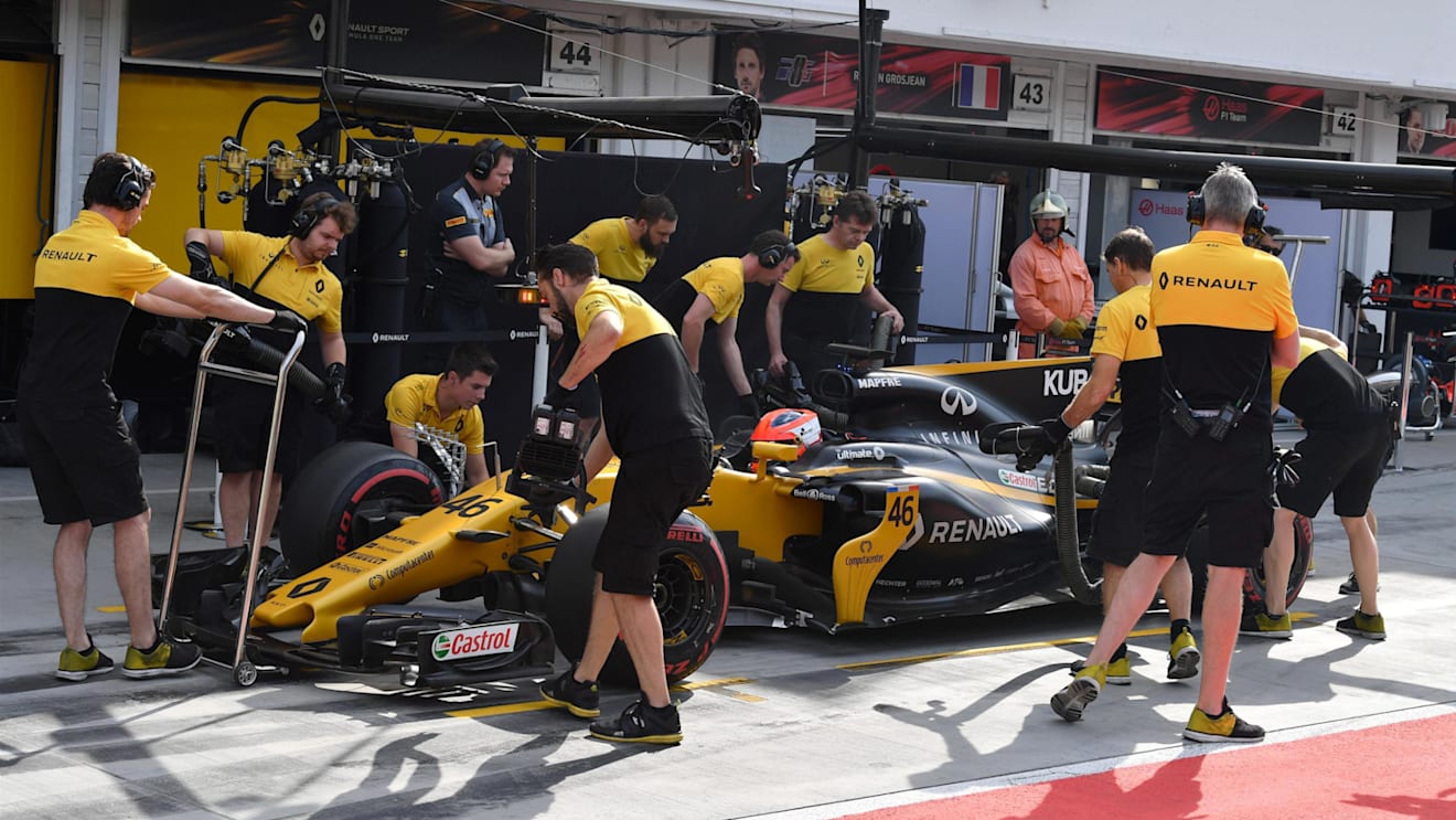Robert Kubica (POL) Renault Sport F1 Team RS17 at Formula One Testing, Day Two, Hungaroring, Hungary, Wednesday 2 August 2017. © Sutton Images
