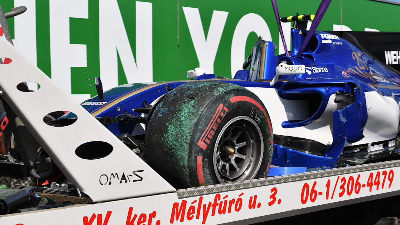 The crashed car of Pascal Wehrlein (GER) Sauber C36 is recovered in FP2 at Formula One World Championship, Rd11, Hungarian Grand Prix, Practice, Hungaroring, Hungary, Friday 28 July 2017. © Sutton Images