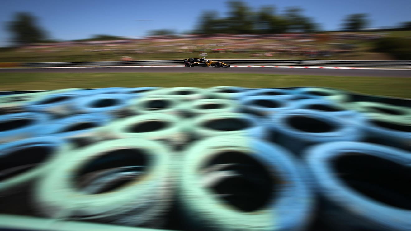 Jolyon Palmer (GBR) Renault Sport F1 Team RS17 at Formula One World Championship, Rd11, Hungarian Grand Prix, Qualifying, Hungaroring, Hungary, Saturday 29 July 2017. © Sutton Images