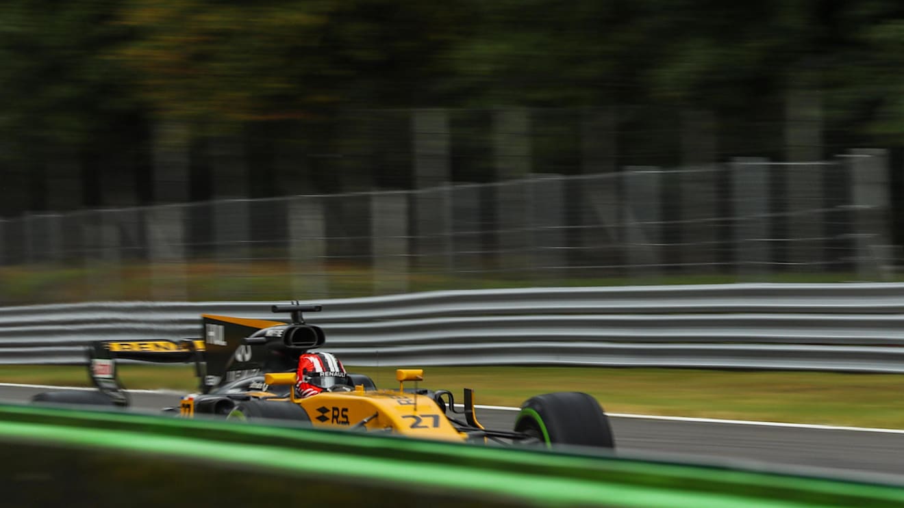 Nico Hulkenberg (GER) Renault Sport F1 Team RS17 at Formula One World Championship, Rd13, Italian Grand Prix, Qualifying, Monza, Italy, Saturday 2 September 2017. © Sutton Images