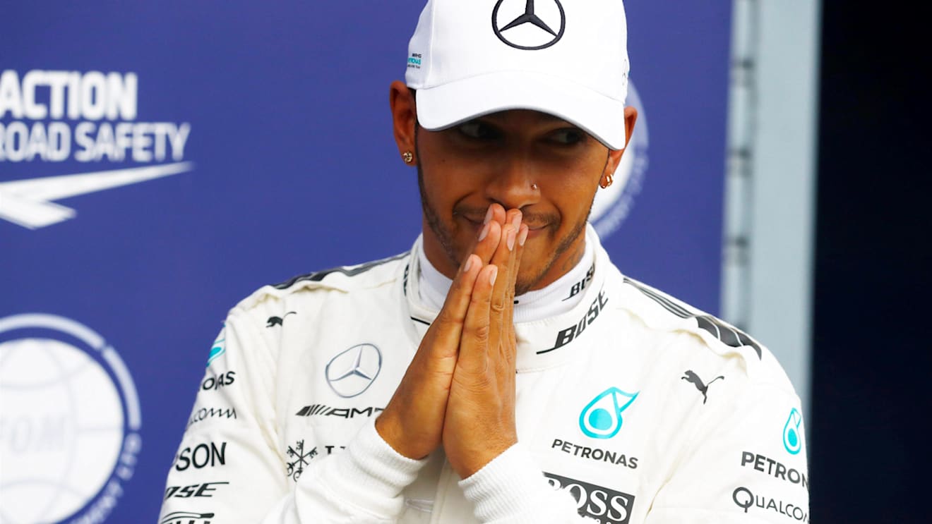 Poe sitter Lewis Hamilton (GBR) Mercedes AMG F1 celebrates in parc ferme at Formula One World Championship, Rd13, Italian Grand Prix, Qualifying, Monza, Italy, Saturday 2 September 2017. © Sutton Images