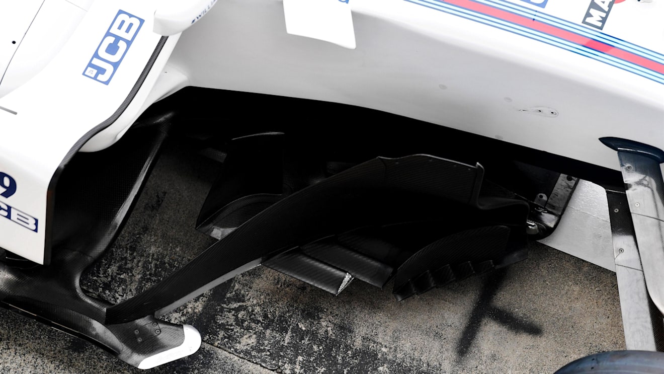 Aero detail of the Williams FW40 at Formula One World Championship, Rd13, Italian Grand Prix, Preparations, Monza, Italy, Thursday 31 August 2017. © Sutton Images