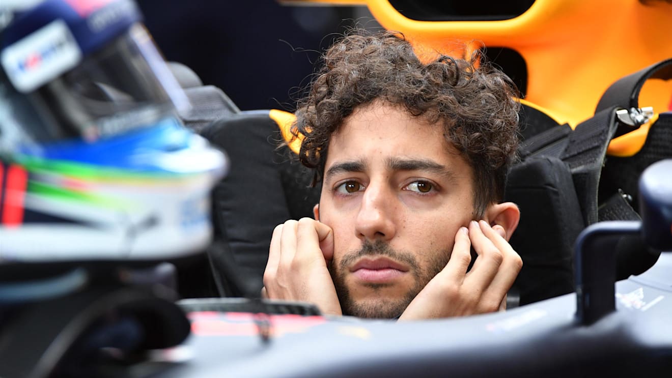 Daniel Ricciardo (AUS) Red Bull Racing RB13 at Formula One World Championship, Rd16, Japanese Grand Prix, Practice, Suzuka, Japan, Friday 6 October 2017. © Mark Sutton/Sutton Images