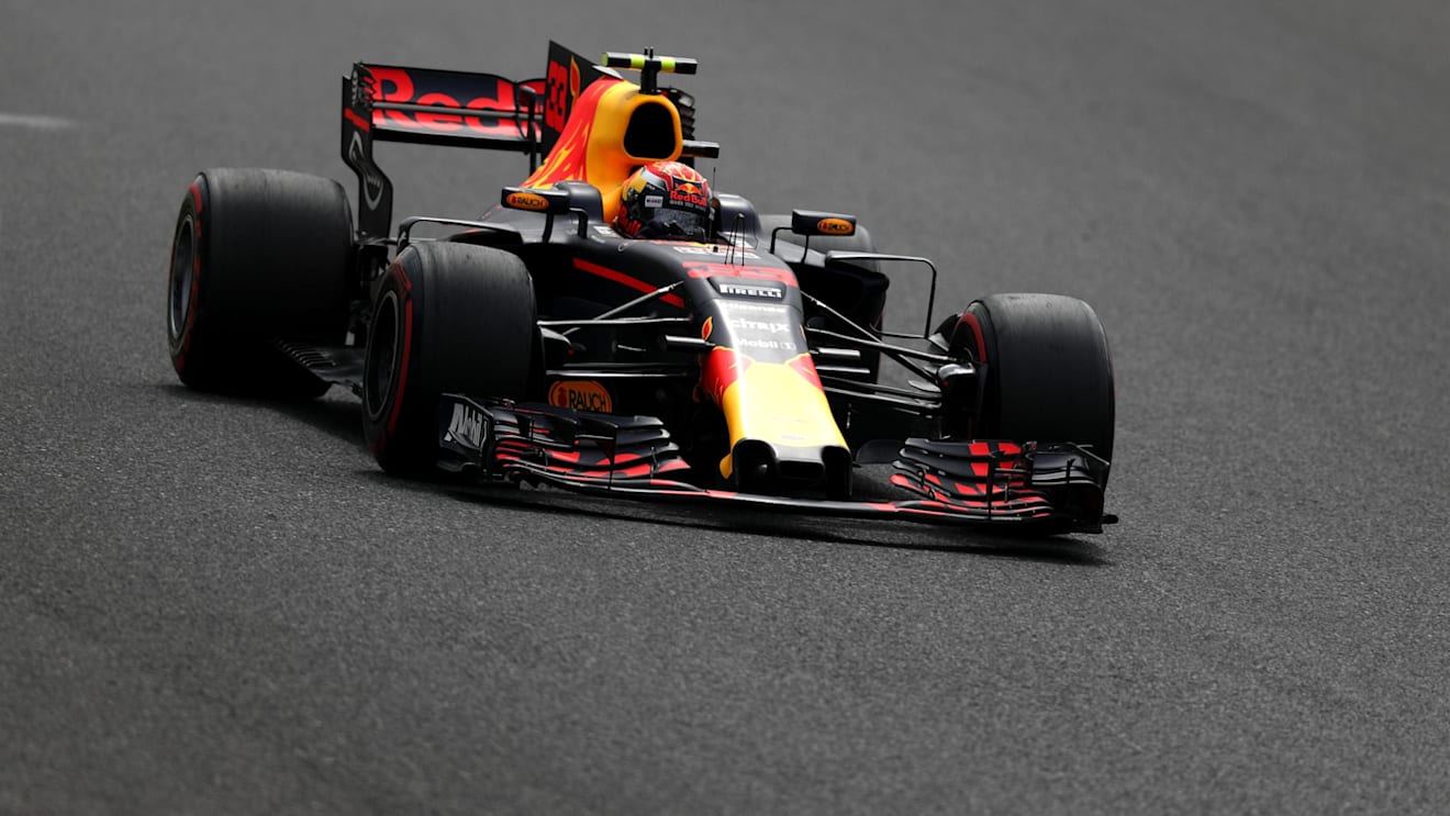 Max Verstappen (NED) Red Bull Racing RB13 at Formula One World Championship, Rd16, Japanese Grand Prix, Qualifying, Suzuka, Japan, Saturday 7 October 2017. © Manuel Goria/Sutton Images