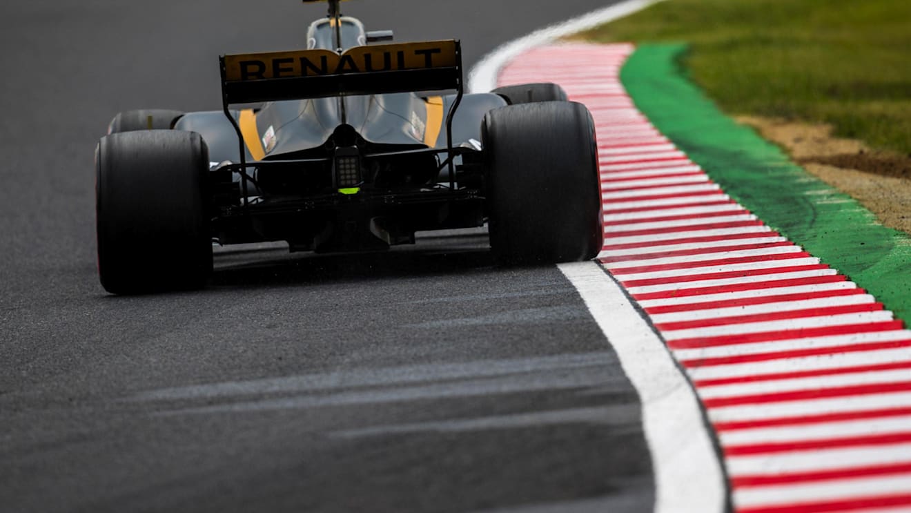Jolyon Palmer (GBR) Renault Sport F1 Team RS17 at Formula One World Championship, Rd16, Japanese Grand Prix, Qualifying, Suzuka, Japan, Saturday 7 October 2017. © Manuel Goria/Sutton Images