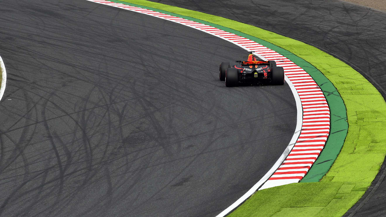 Daniel Ricciardo (AUS) Red Bull Racing RB13 at Formula One World Championship, Rd16, Japanese Grand Prix, Qualifying, Suzuka, Japan, Saturday 7 October 2017. © Mark Sutton/Sutton Images