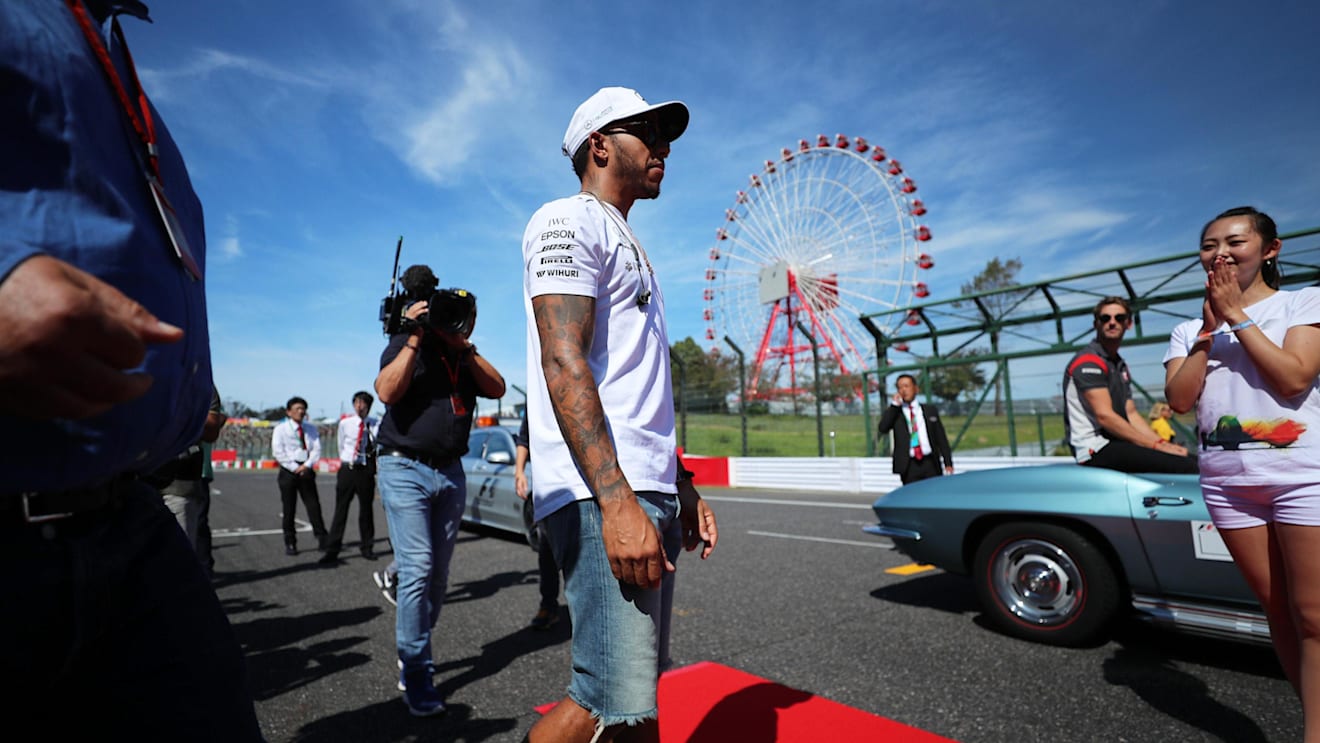 Lewis Hamilton (GBR) Mercedes AMG F1 on the drivers parade at Formula One World Championship, Rd16, Japanese Grand Prix, Race, Suzuka, Japan, Sunday 8 October 2017. © Kym Illman/Sutton Images