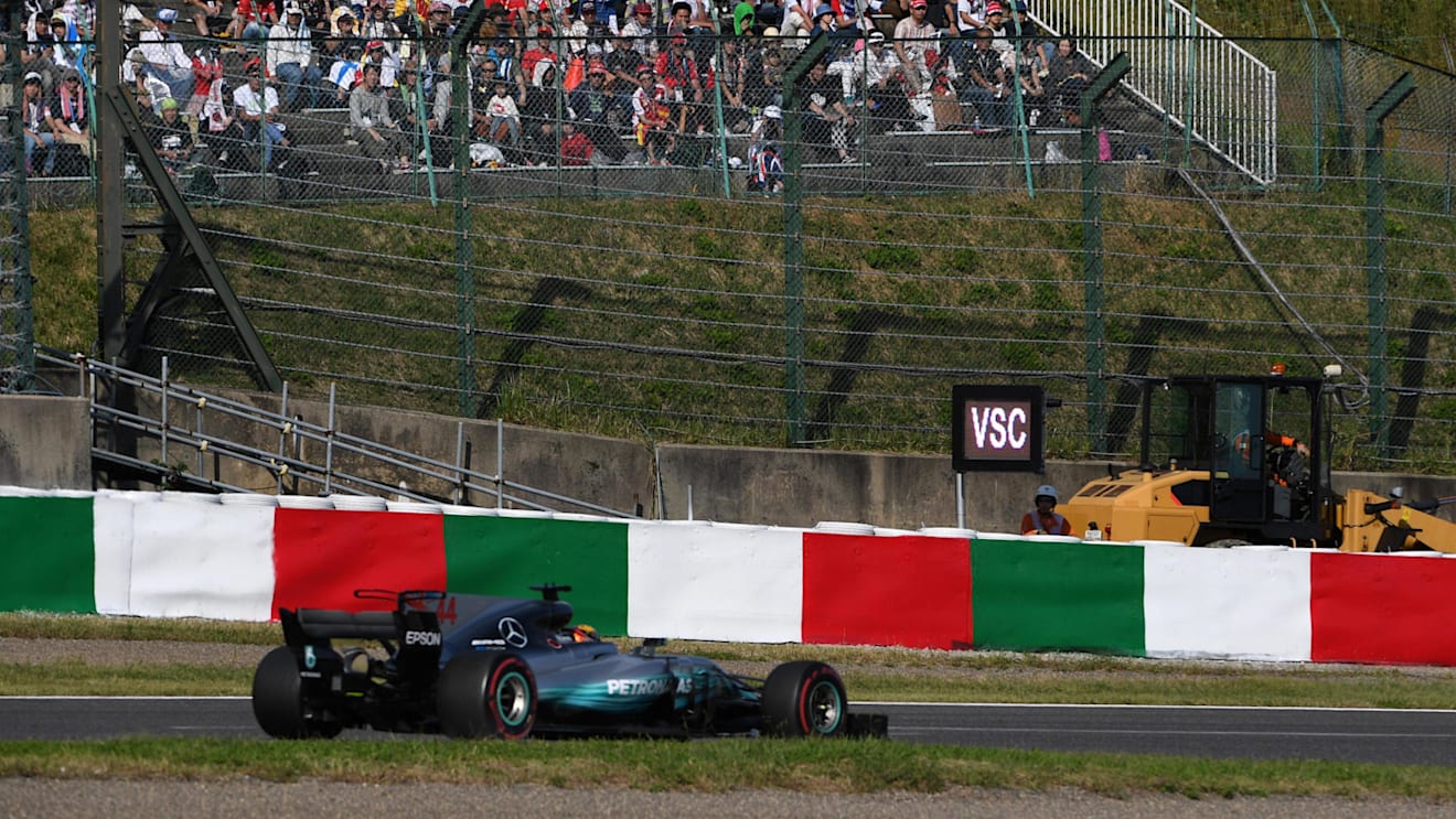 Lewis Hamilton (GBR) Mercedes AMG F1 passes the Virtual Safety Car sign at Formula One World Championship, Rd16, Japanese Grand Prix, Race, Suzuka, Japan, Sunday 8 October 2017. © Mark Sutton/Sutton Images