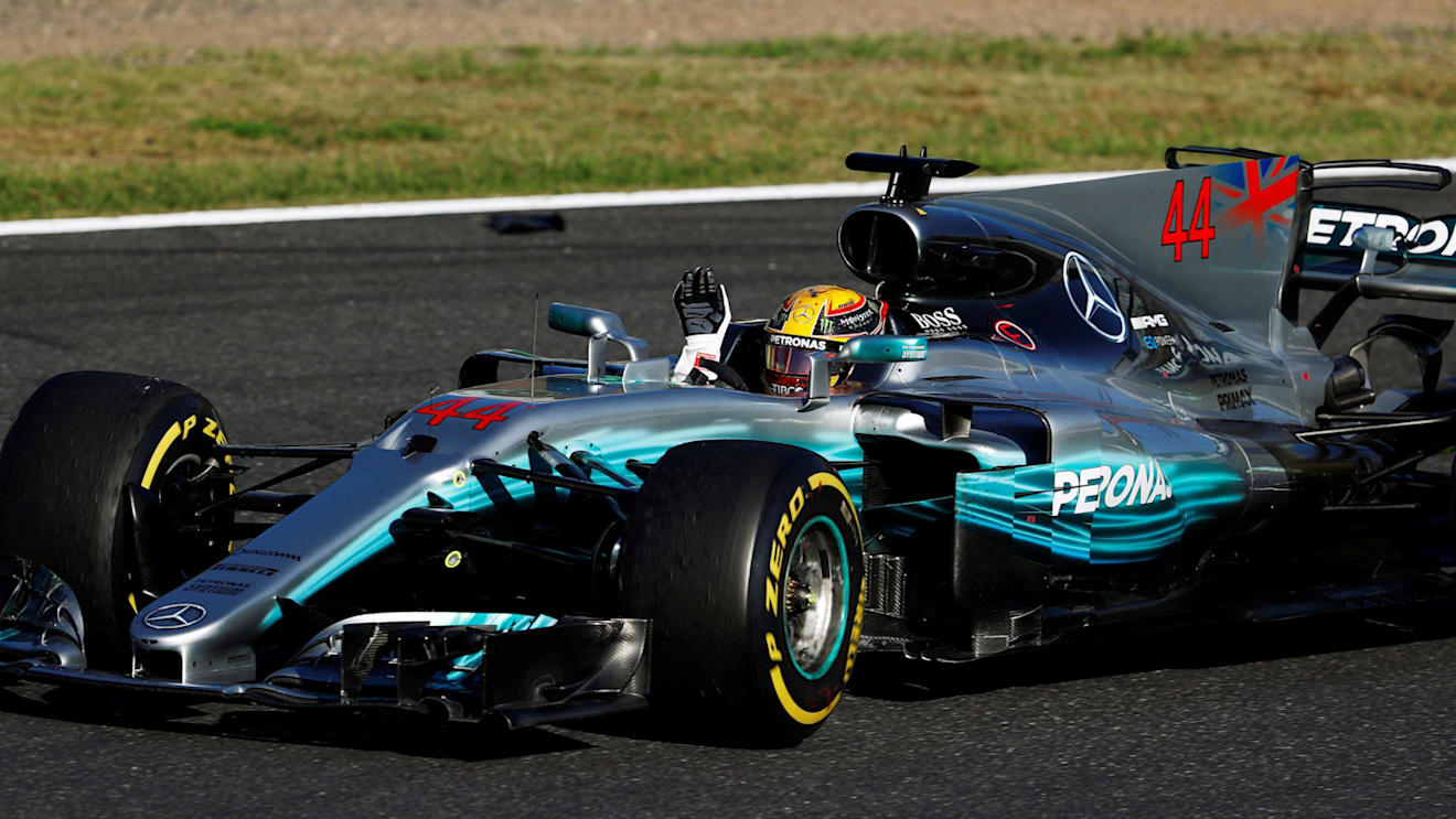 Race winner Lewis Hamilton (GBR) Mercedes-Benz F1 W08 Hybrid celebrates at Formula One World Championship, Rd16, Japanese Grand Prix, Race, Suzuka, Japan, Sunday 8 October 2017. © Glenn Dunbar/LAT/Sutton Images
