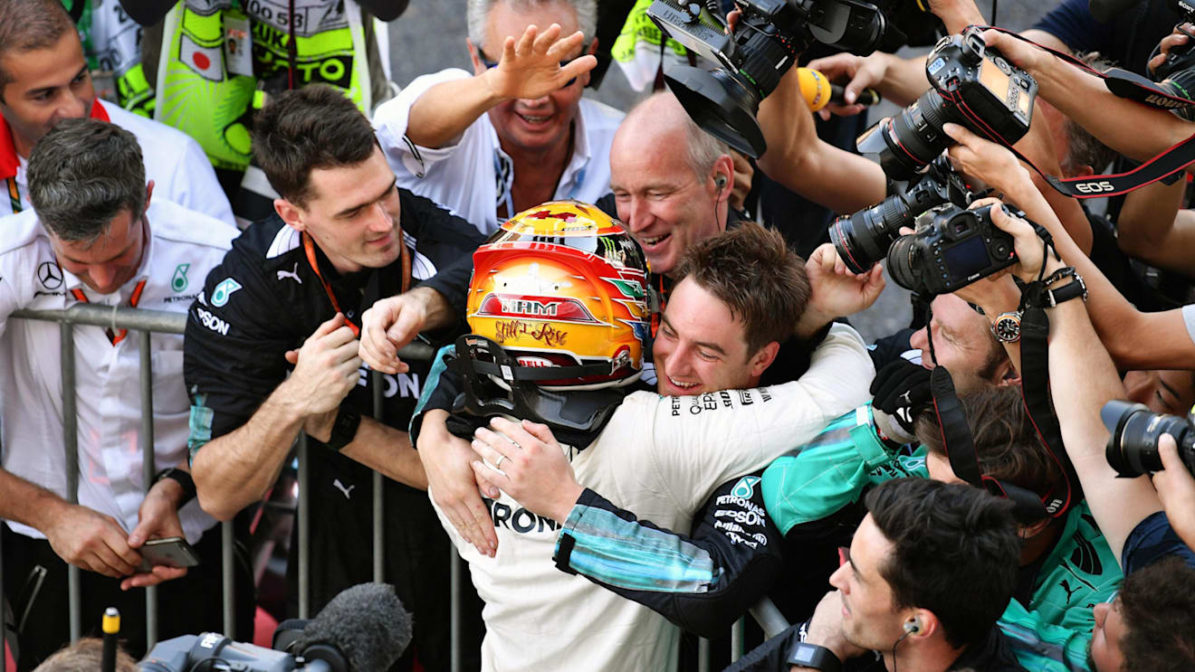 Lewis Hamilton (GBR) Mercedes AMG F1 celebrates in parc ferme at Formula One World Championship, Rd16, Japanese Grand Prix, Race, Suzuka, Japan, Sunday 8 October 2017. © Mark Sutton/Sutton Images
