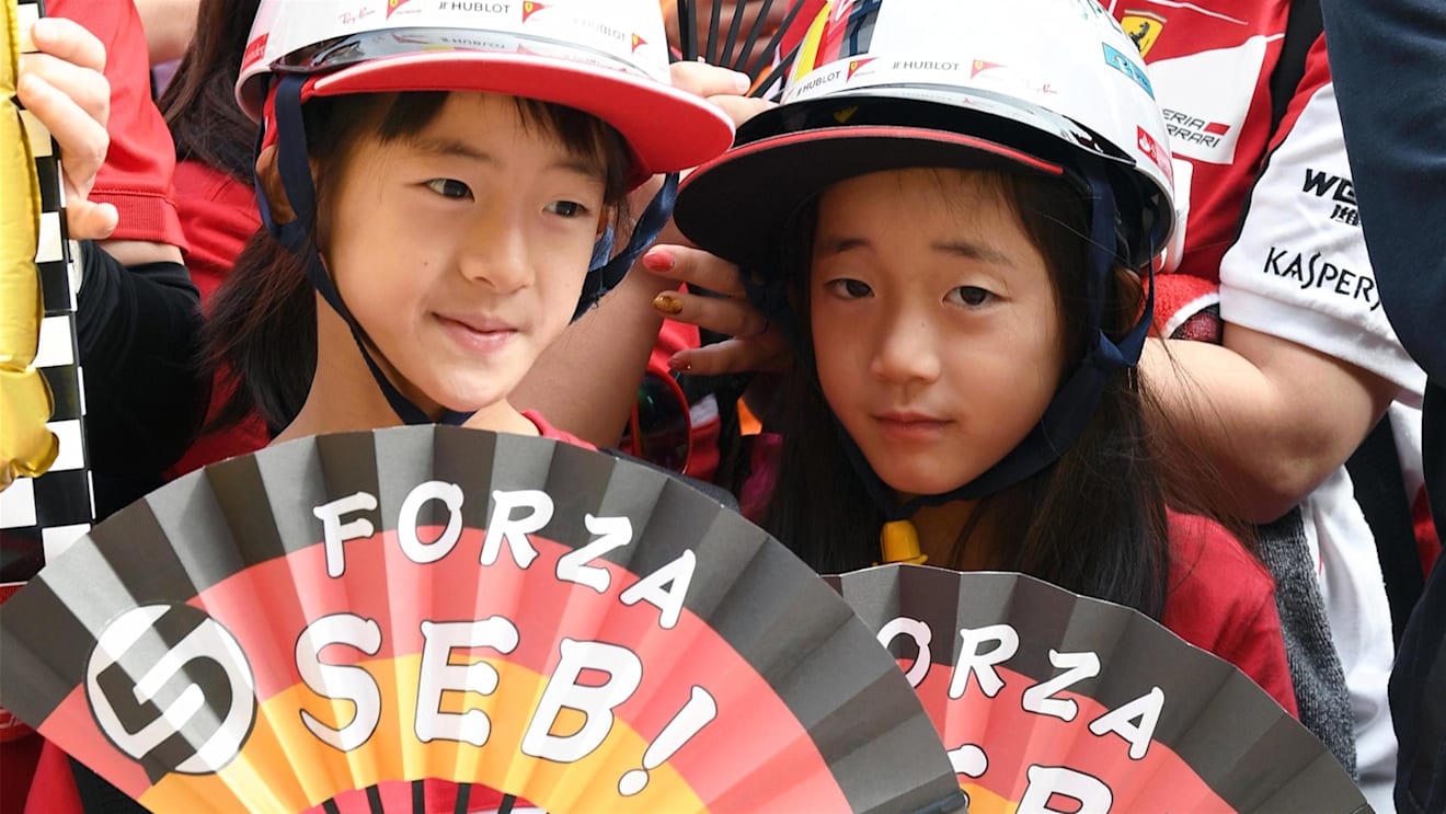 Kimi Raikkonen (FIN) Ferrari fans at Formula One World Championship, Rd16, Japanese Grand Prix, Preparations, Suzuka, Japan, Thursday 5 October 2017. © Mark Sutton/Sutton Images