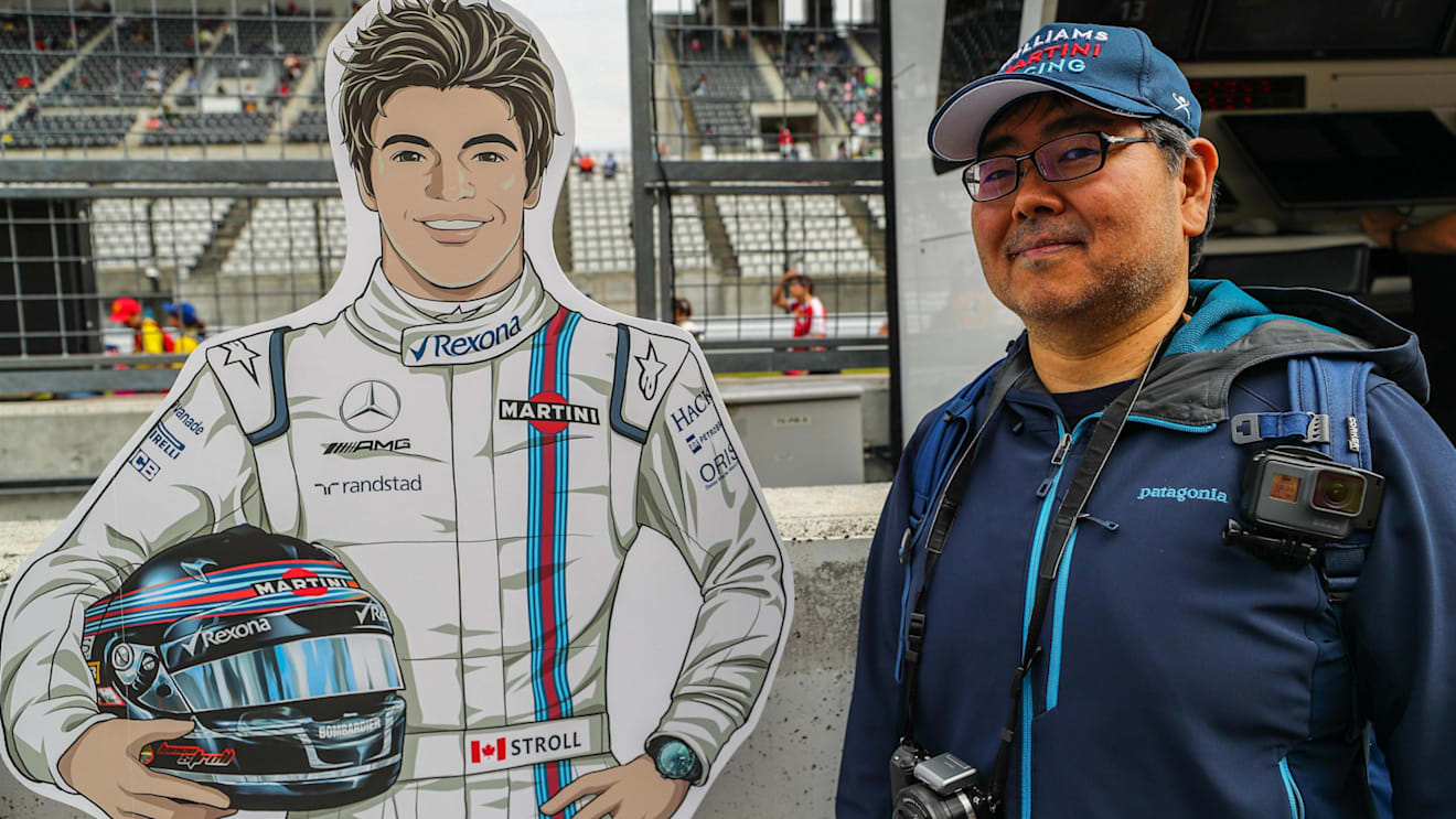 Williams fan at Formula One World Championship, Rd16, Japanese Grand Prix, Preparations, Suzuka, Japan, Thursday 5 October 2017. © Kym Illman/Sutton Images