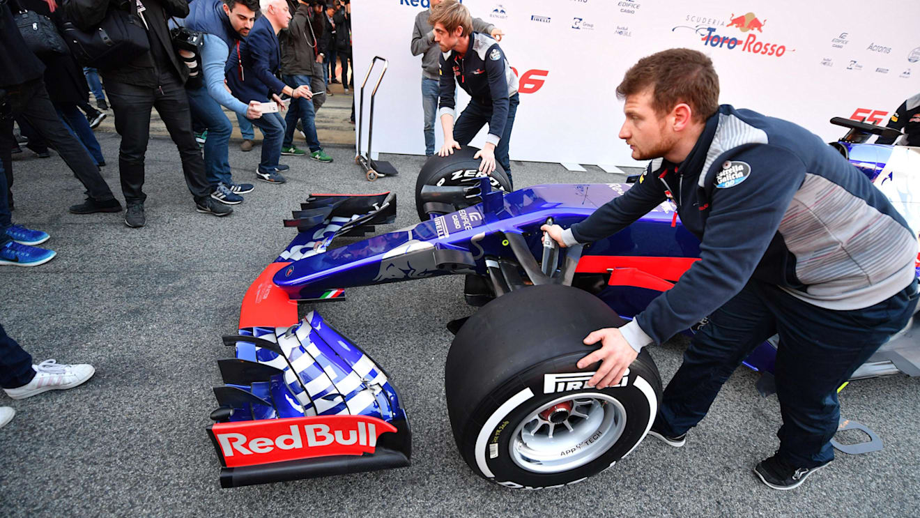 The new Scuderia Toro Rosso STR12 nose and front wing at Scuderia Toro Rosso STR12 Launch, Barcelona, Spain, 26 February 2017. © Sutton Images