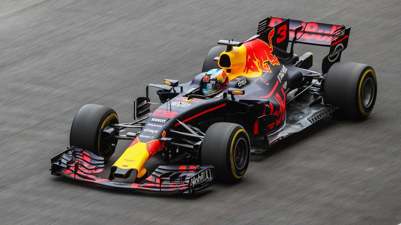 Daniel Ricciardo (AUS) Red Bull Racing RB13 at Formula One World Championship, Rd15, Malaysian Grand Prix, Qualifying, Sepang, Malaysia, Saturday 30 September 2017. © Kym Illman/Sutton Images