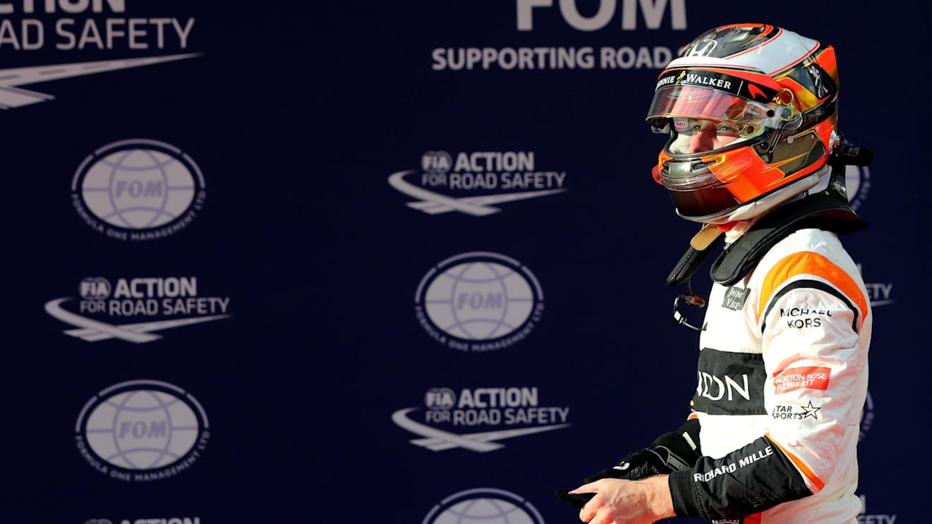 Stoffel Vandoorne (BEL) McLaren in parc ferme at Formula One World Championship, Rd15, Malaysian Grand Prix, Qualifying, Sepang, Malaysia, Saturday 30 September 2017. © Kym Illman/Sutton Images