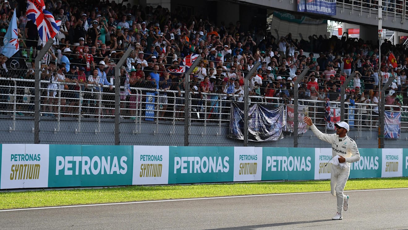 Pole sitter Lewis Hamilton (GBR) Mercedes AMG F1 celebrates in parc ferme at Formula One World Championship, Rd15, Malaysian Grand Prix, Qualifying, Sepang, Malaysia, Saturday 30 September 2017. © Mark Sutton/Sutton Images