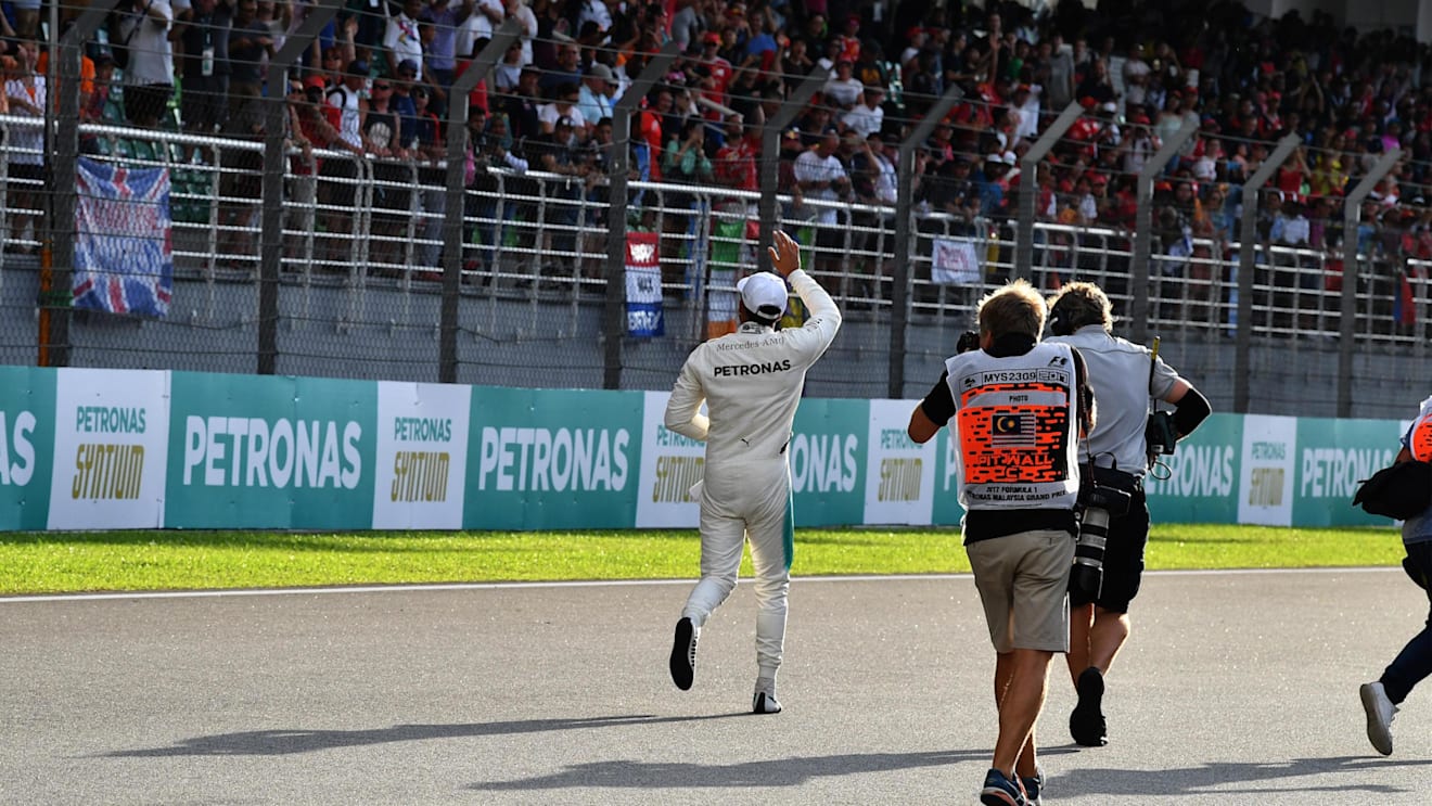 Pole sitter Lewis Hamilton (GBR) Mercedes AMG F1 celebrates in parc ferme at Formula One World Championship, Rd15, Malaysian Grand Prix, Qualifying, Sepang, Malaysia, Saturday 30 September 2017. © Mark Sutton/Sutton Images