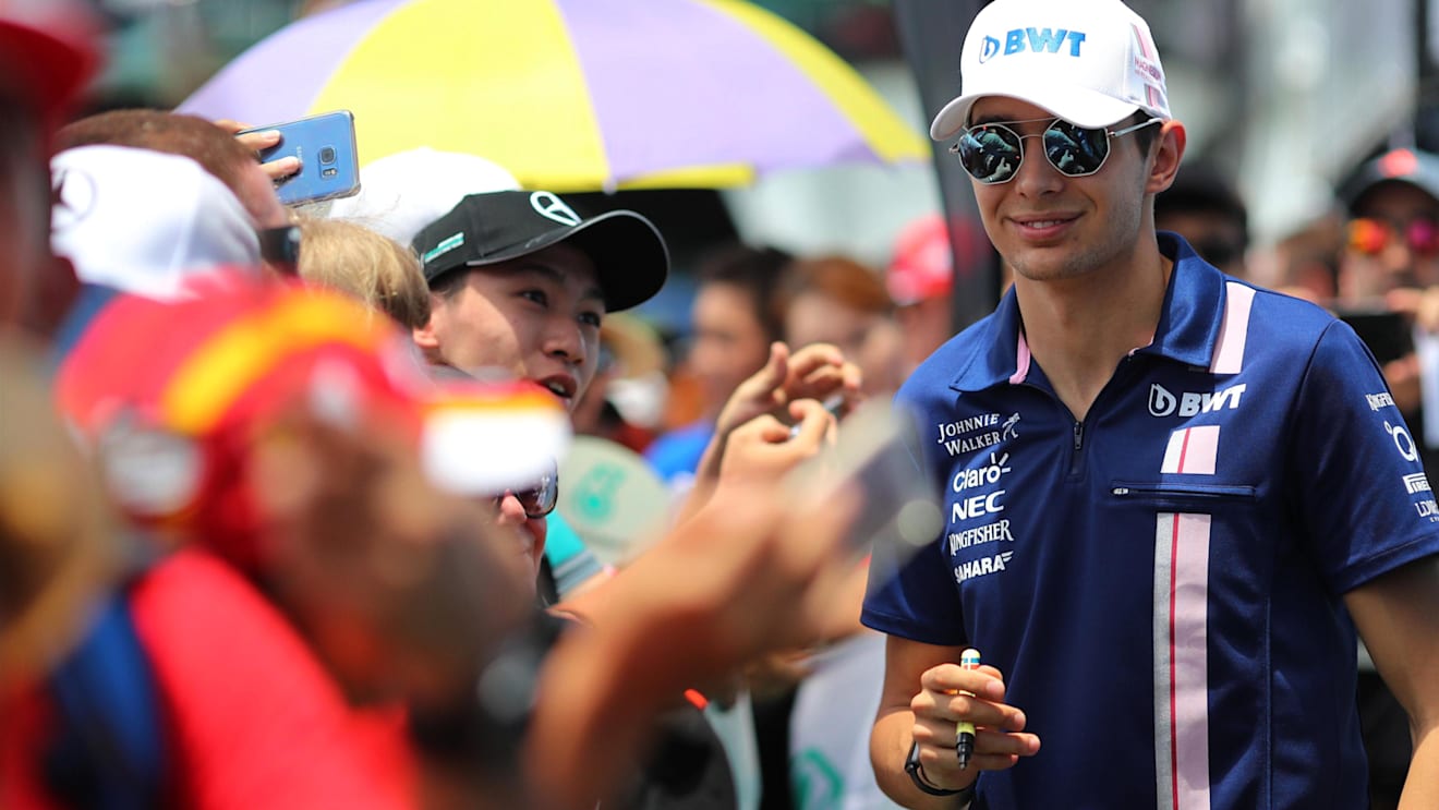 Esteban Ocon (FRA) Force India F1 and fans at Formula One World Championship, Rd15, Malaysian Grand Prix, Qualifying, Sepang, Malaysia, Saturday 30 September 2017. © Kym Illman/Sutton Images