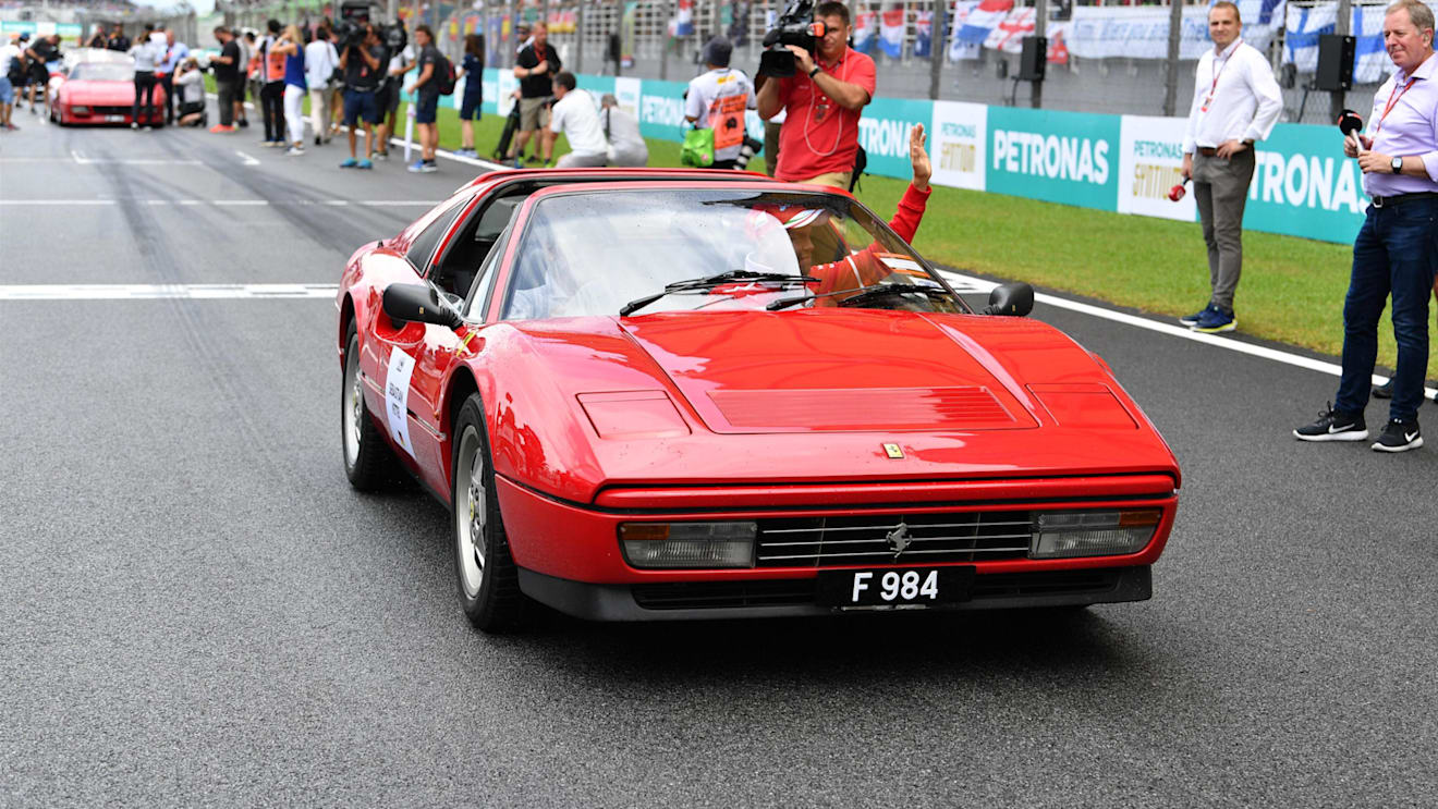 Sebastian Vettel (GER) Ferrari on the drivers parade at Formula One World Championship, Rd15, Malaysian Grand Prix, Race, Sepang, Malaysia, Sunday 1 Octoberr 2017. © Mark Sutton/Sutton Images