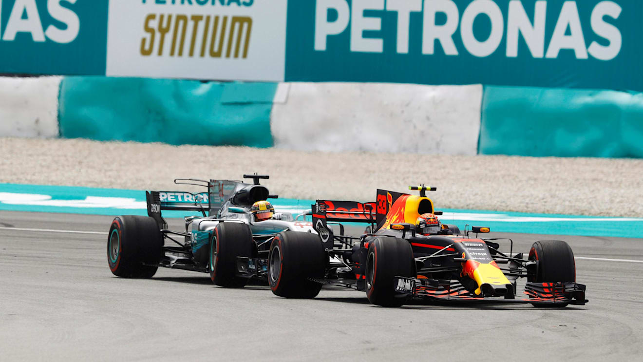 Max Verstappen (NED) Red Bull Racing RB13 overtakes Lewis Hamilton (GBR) Mercedes-Benz F1 W08 Hybrid at Formula One World Championship, Rd15, Malaysian Grand Prix, Race, Sepang, Malaysia, Sunday 1 Octoberr 2017. © Steven Tee/LAT/Sutton Images