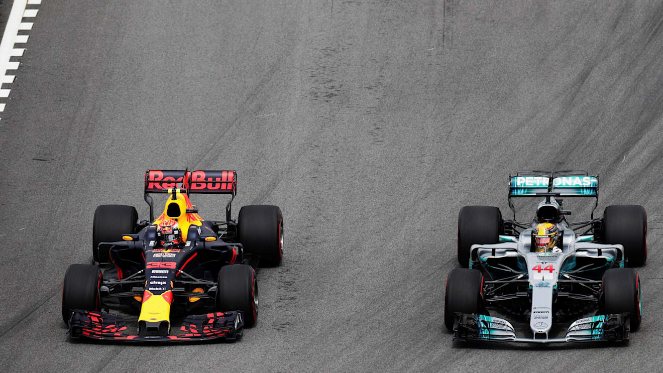 Max Verstappen (NED) Red Bull Racing RB13 overtakes Lewis Hamilton (GBR) Mercedes-Benz F1 W08 Hybrid at Formula One World Championship, Rd15, Malaysian Grand Prix, Race, Sepang, Malaysia, Sunday 1 Octoberr 2017. © Steven Tee/LAT/Sutton Images