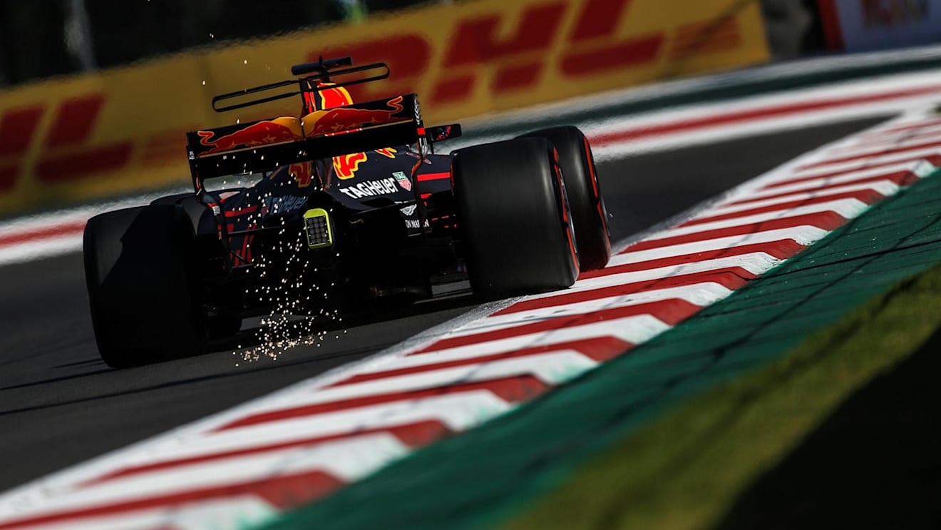 Daniel Ricciardo (AUS) Red Bull Racing RB13 at Formula One World Championship, Rd18, Mexican Grand Prix, Practice, Circuit Hermanos Rodriguez, Mexico City, Mexico, Friday 27 October 2017. © Manuel Goria/Sutton Images