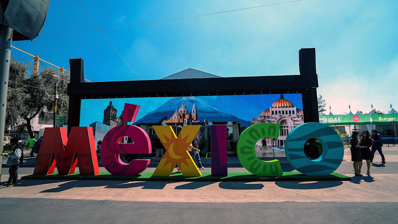Mexico signage at Formula One World Championship, Rd18, Mexican Grand Prix, Practice, Circuit Hermanos Rodriguez, Mexico City, Mexico, Friday 27 October 2017. © Kym Illman/Sutton Images