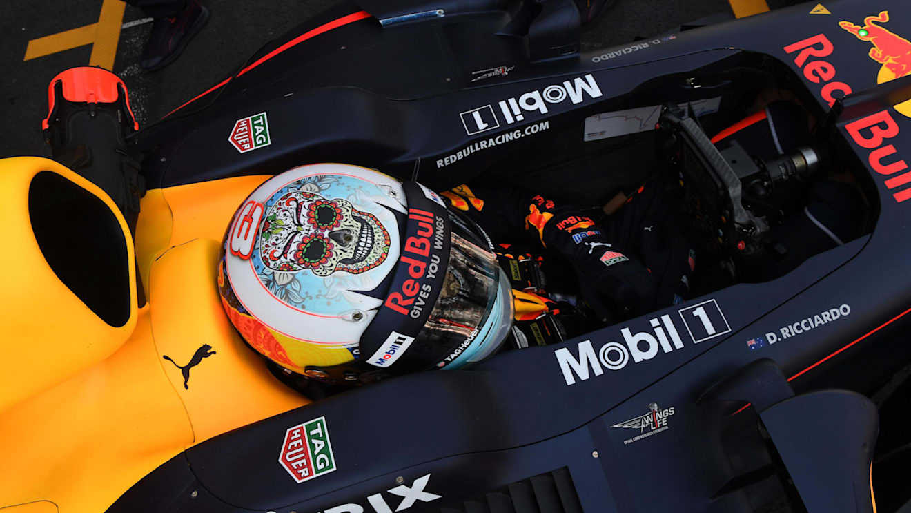 Daniel Ricciardo (AUS) Red Bull Racing RB13 at Formula One World Championship, Rd18, Mexican Grand Prix, Practice, Circuit Hermanos Rodriguez, Mexico City, Mexico, Friday 27 October 2017. © Mark Sutton/Sutton Images