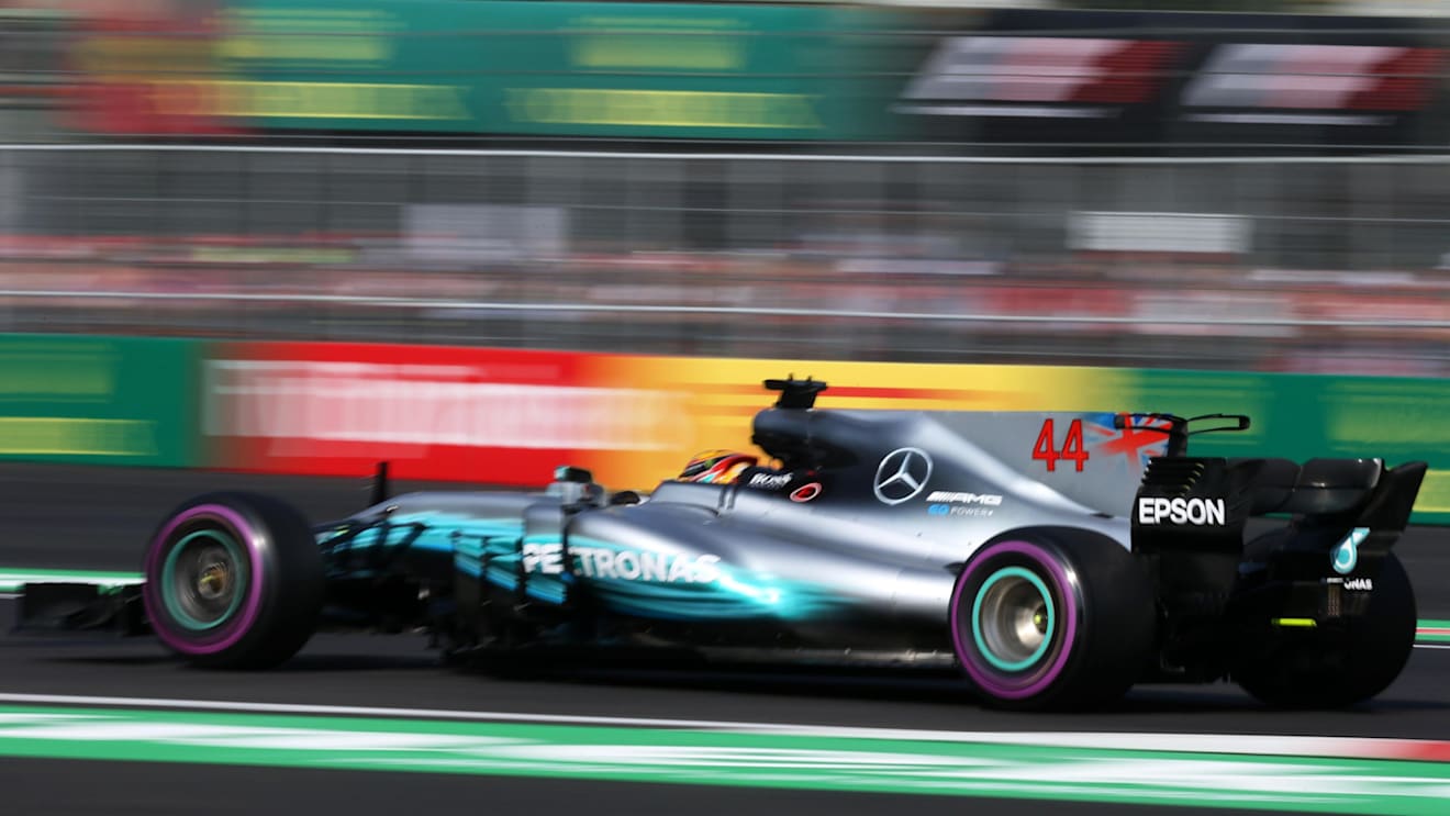 Lewis Hamilton (GBR) Mercedes-Benz F1 W08 Hybrid at Formula One World Championship, Rd18, Mexican Grand Prix, Qualifying, Circuit Hermanos Rodriguez, Mexico City, Mexico, Saturday 28 October 2017. © Mirko Stange/Sutton Images