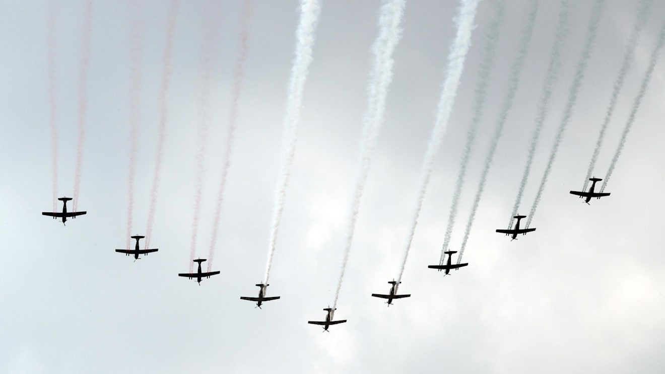 Flypast at Formula One World Championship, Rd18, Mexican Grand Prix, Race, Circuit Hermanos Rodriguez, Mexico City, Mexico, Sunday 29 October 2017. © Kym Illman/Sutton Images