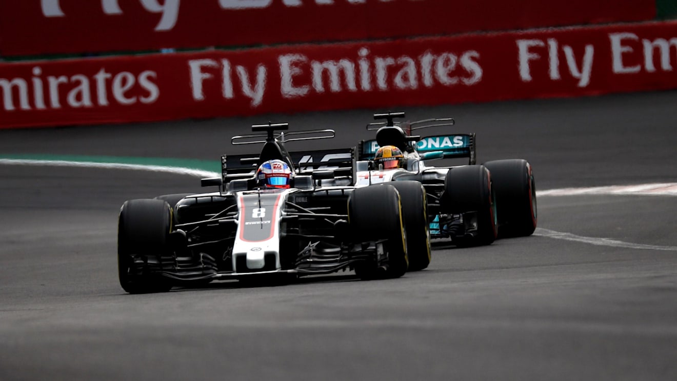 Grosjean (FRA) Haas VF-17 and Hamilton (GBR) Mercedes-Benz F1 W08 Hybrid battle at Formula One World Championship, Rd18, Mexican Grand Prix, Race, Circuit Hermanos Rodriguez, Mexico City, Mexico, Sunday 29 October 2017. © Manuel Goria/Sutton Images
