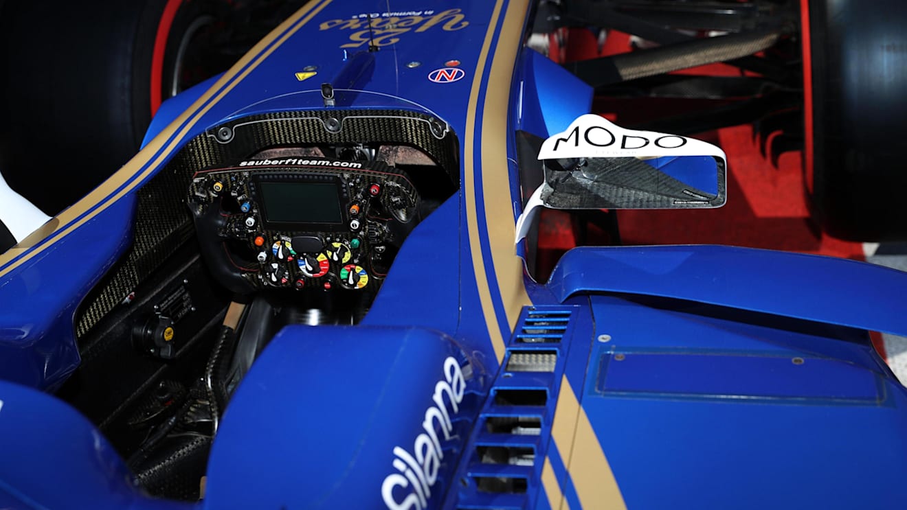 The steering wheel and cockpit detail of Sauber C36 at Formula One World Championship, Rd18, Mexican Grand Prix, Preparations, Circuit Hermanos Rodriguez, Mexico City, Mexico, Thursday 26 October 2017. © Kym Illman/Sutton Images