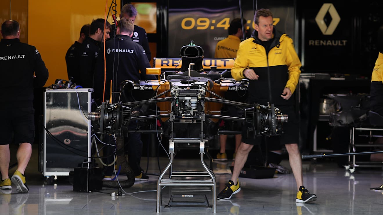 Renault Sport F1 Team RS17 in the garage at Formula One World Championship, Rd18, Mexican Grand Prix, Preparations, Circuit Hermanos Rodriguez, Mexico City, Mexico, Thursday 26 October 2017. © Kym Illman/Sutton Images