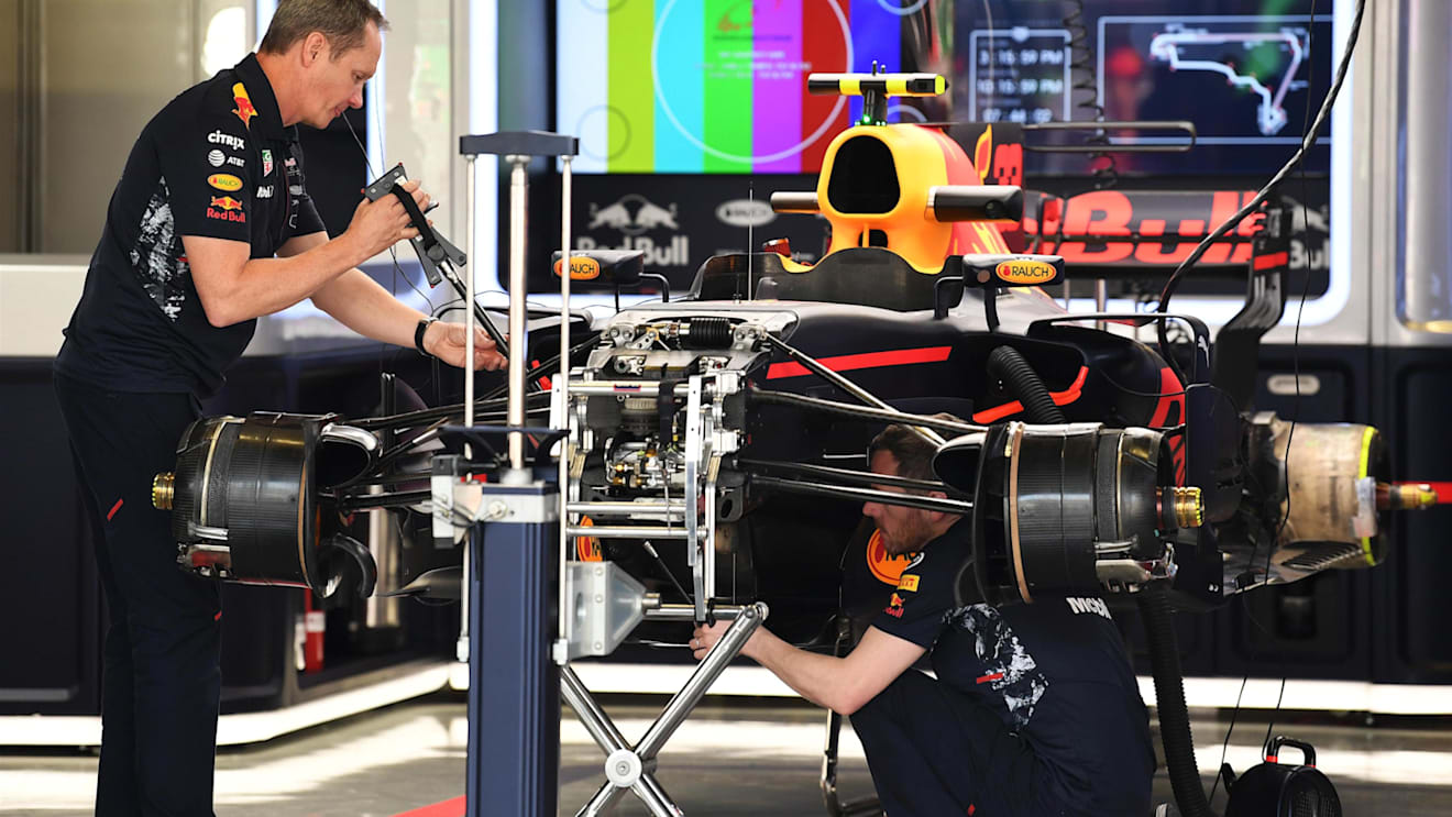 Red Bull Racing RB13 in the garage at Formula One World Championship, Rd18, Mexican Grand Prix, Preparations, Circuit Hermanos Rodriguez, Mexico City, Mexico, Thursday 26 October 2017. © Mark Sutton/Sutton Images
