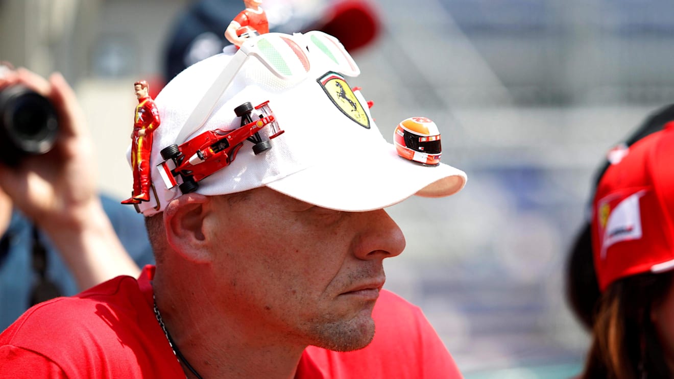 Ferrari fan and Ferrari cap at Formula One World Championship, Rd6, Monaco Grand Prix, Monte-Carlo, Monaco, Friday 26 May 2017. © Sutton Images
