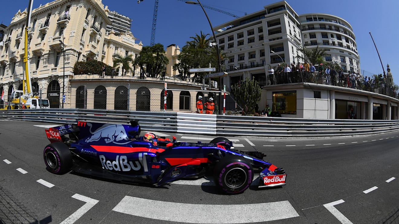Daniil Kvyat (RUS) Scuderia Toro Rosso STR12 at Formula One World Championship, Rd6, Monaco Grand Prix, Qualifying, Monte-Carlo, Monaco, Saturday 27 May 2017. © Sutton Images