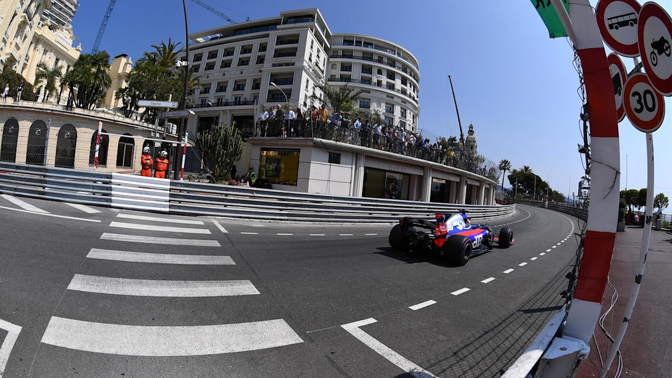 Daniil Kvyat (RUS) Scuderia Toro Rosso STR12 at Formula One World Championship, Rd6, Monaco Grand Prix, Qualifying, Monte-Carlo, Monaco, Saturday 27 May 2017. © Sutton Images