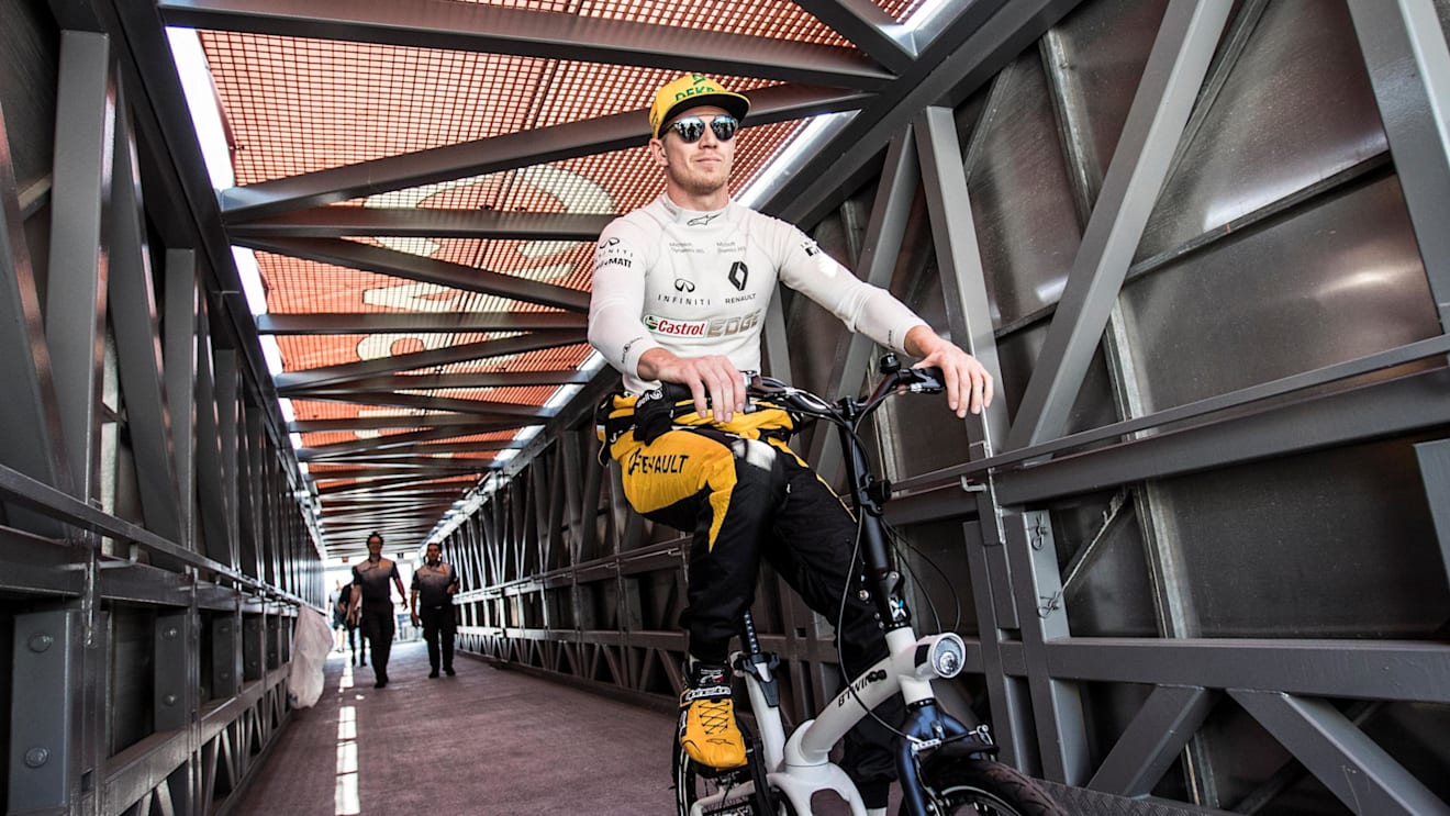 Nico Hulkenberg (GER) Renault Sport F1 Team rides a bicycle at Formula One World Championship, Rd6, Monaco Grand Prix, Qualifying, Monte-Carlo, Monaco, Saturday 27 May 2017. © Sutton Images