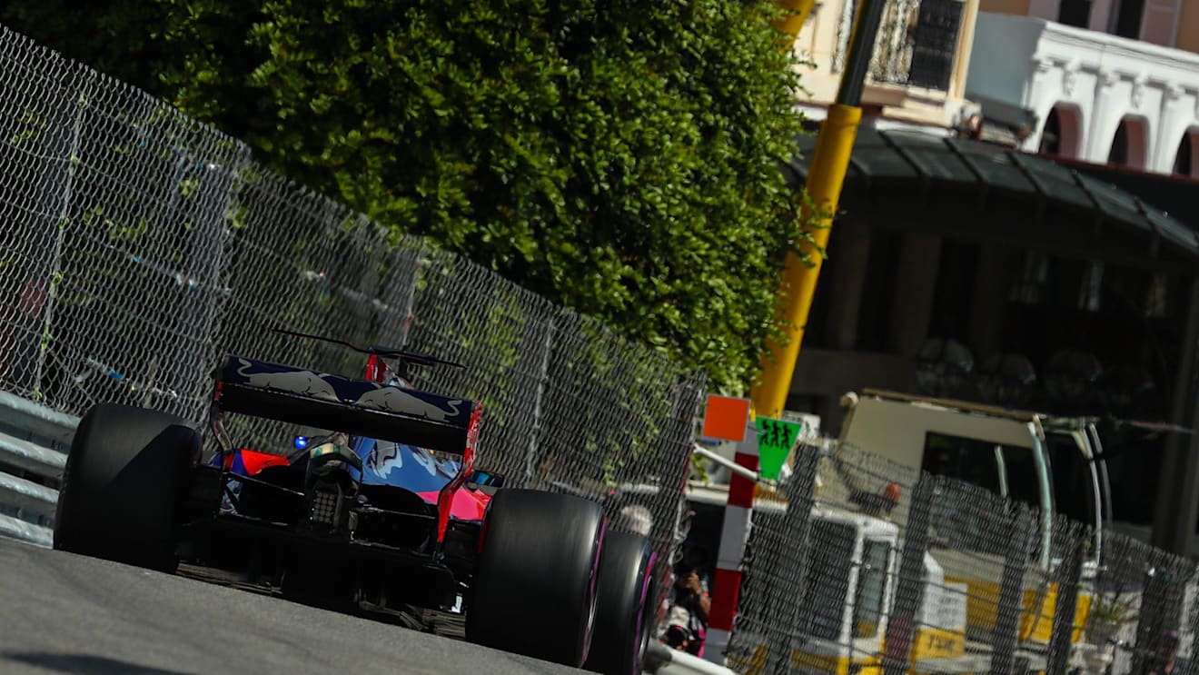Carlos Sainz (ESP) Scuderia Toro Rosso STR12 at Formula One World Championship, Rd6, Monaco Grand Prix, Qualifying, Monte-Carlo, Monaco, Saturday 27 May 2017. © Sutton Images