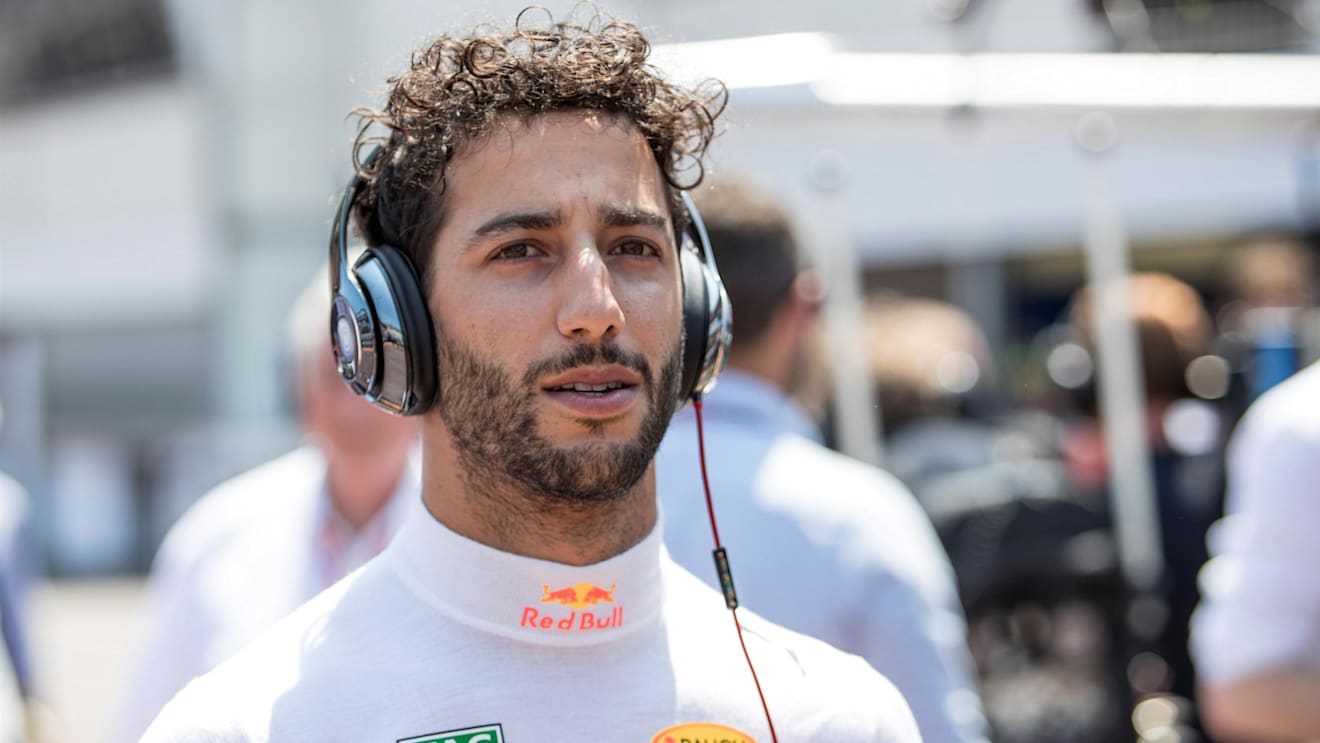 Daniel Ricciardo (AUS) Red Bull Racing on the grid at Formula One World Championship, Rd6, Monaco Grand Prix, Race, Monte-Carlo, Monaco, Sunday 28 May 2017. © Sutton Images