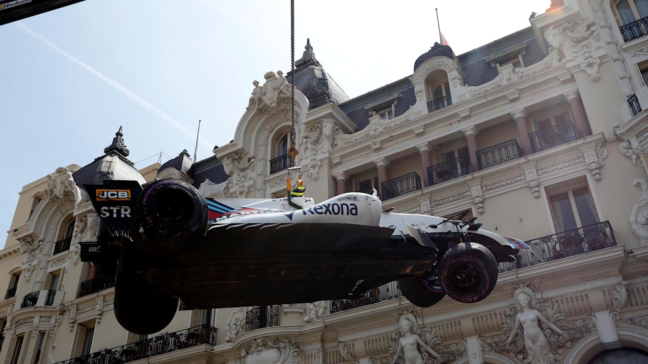 The crashed car of Lance Stroll (CDN) Williams FW40 is recovered in FP2 at Formula One World Championship, Rd6, Monaco Grand Prix, Practice, Monte-Carlo, Monaco, Thursday 25 May 2017. © Sutton Images
