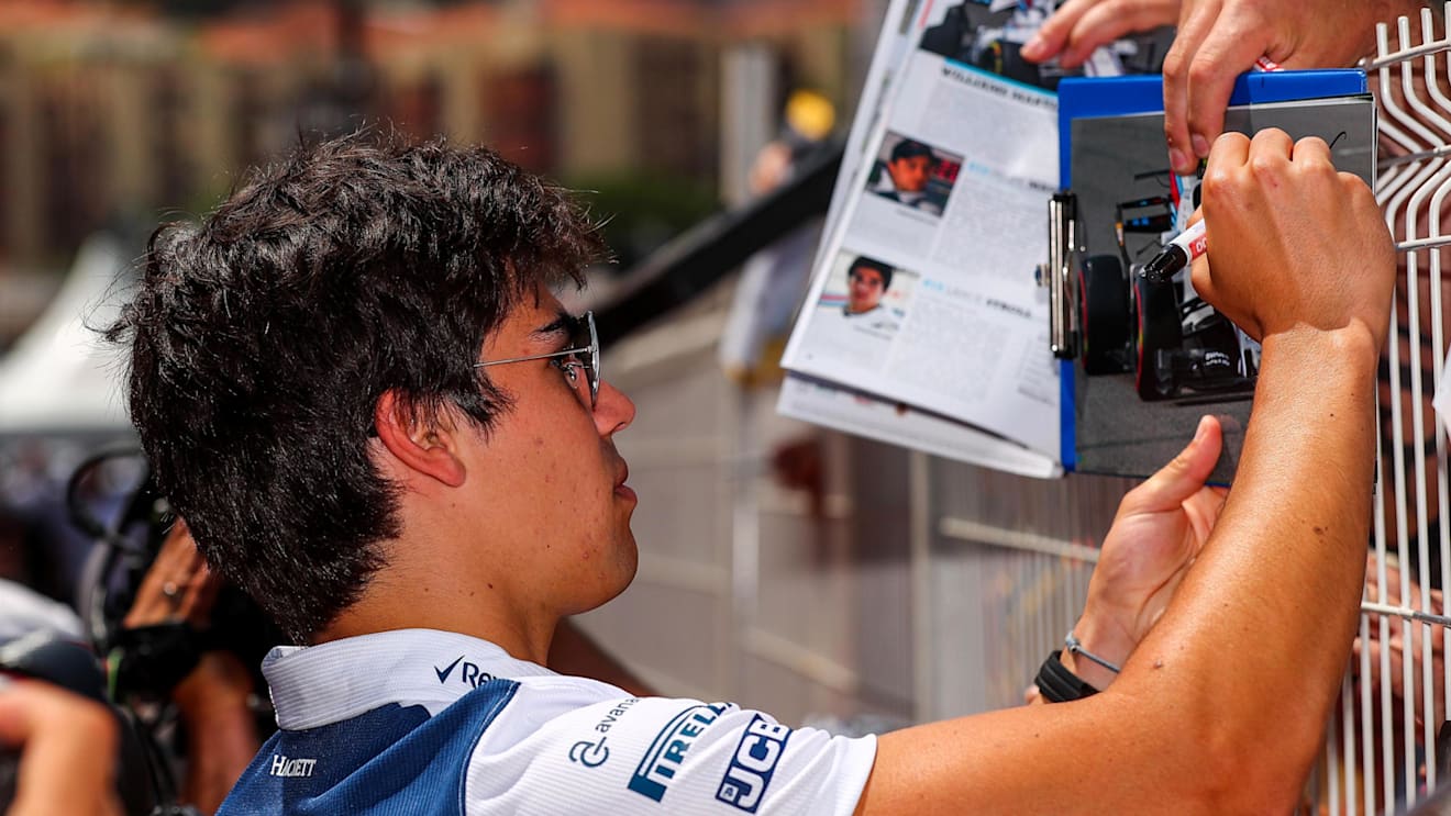 Lance Stroll (CDN) Williams signs autographs for the fans at Formula One World Championship, Rd6, Monaco Grand Prix, Preparations, Monte-Carlo, Monaco, Wednesday 24 May 2017. © Sutton Images