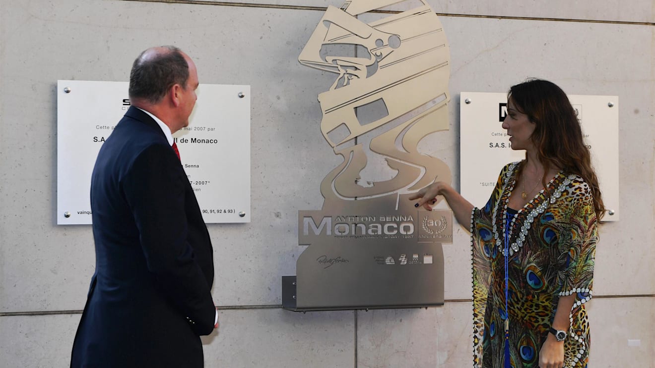 HSH Prince Albert of Monaco (MON) and Bianca Senna (BRA) unveil a plaque at the Fairmont Hotel to commerate the 30th Anniversary of Ayrton Senna's win at the Monaco GP at Formula One World Championship, Rd6, Monaco Grand Prix, Preparations, Monte-Carlo, Monaco, Wednesday 24 May 2017. © Sutton Images