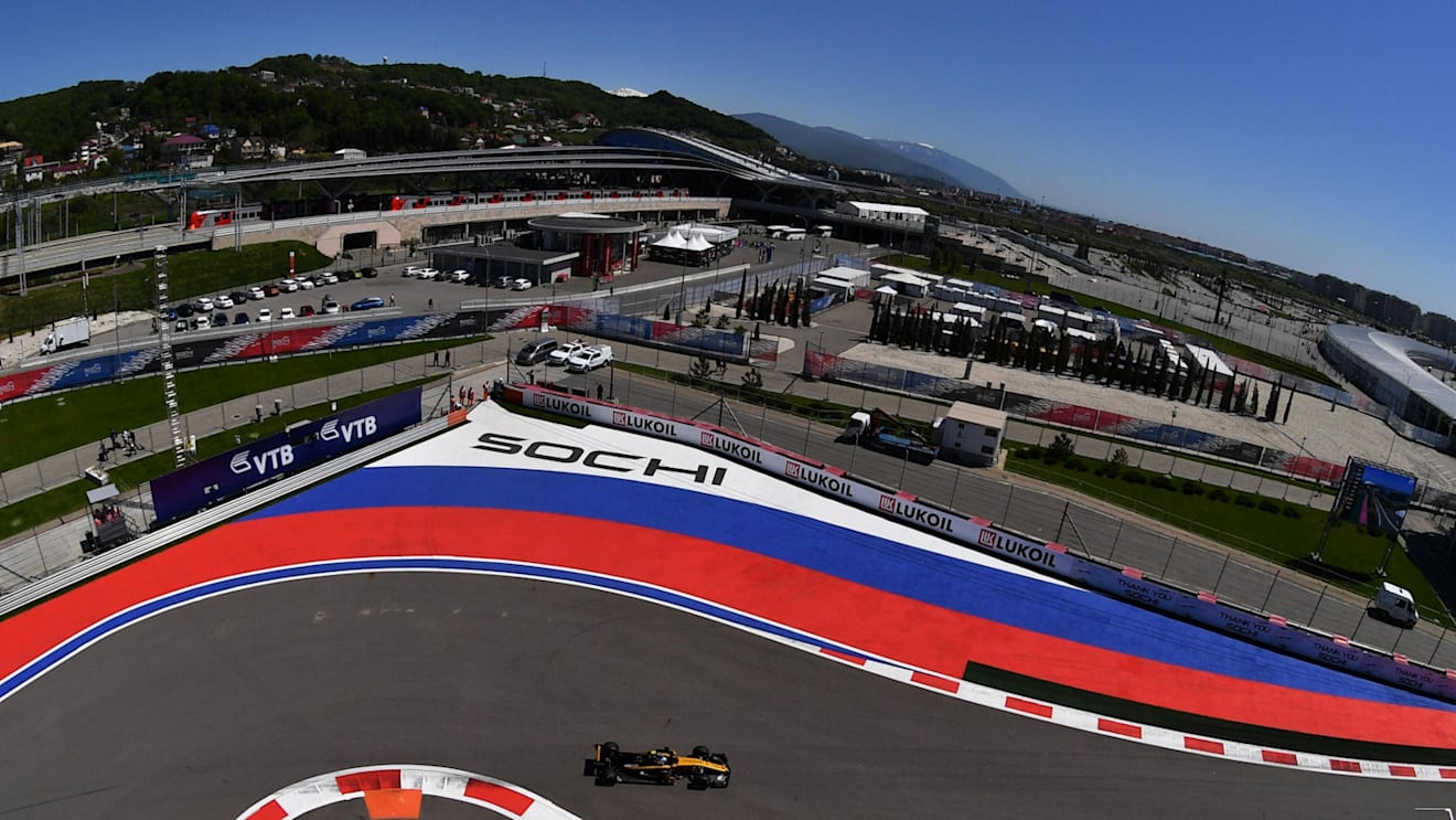 Sergey Sirotkin (RUS) Renault Sport F1 Team RS17 at Formula One World Championship, Rd4, Russian Grand Prix, Practice, Sochi Autodrom, Sochi, Krasnodar Krai, Russia, Friday 28 April 2017. © Sutton Motorsport Images